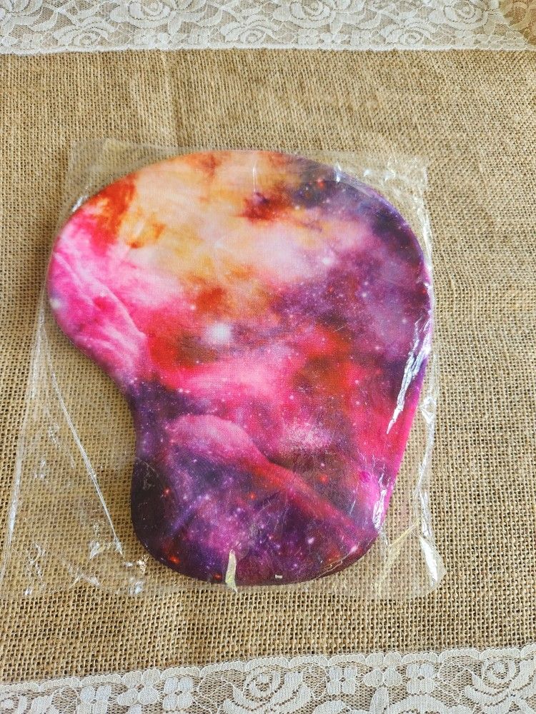 Ergonomic Mouse Pad