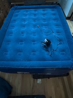 Queen Size Air Mattress and Pump