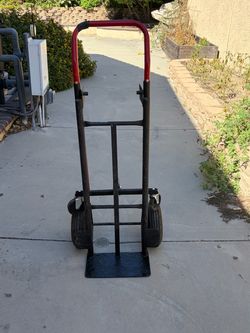 Milwaukee 800lbs 2 in 1 Convertible Dolley