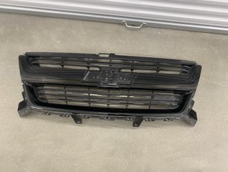 2015 - 2020 Chevrolet Colorado Z71 Front Bumper Upper Grille Assembly (contact info removed)6