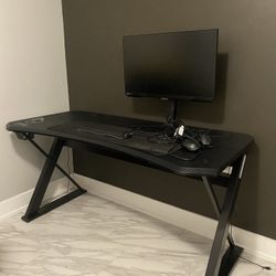 DPS radius 60” Gaming Desk