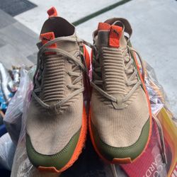 Puma Women’s Shoes Size 9