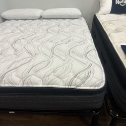 Queen Mattress  ( New)