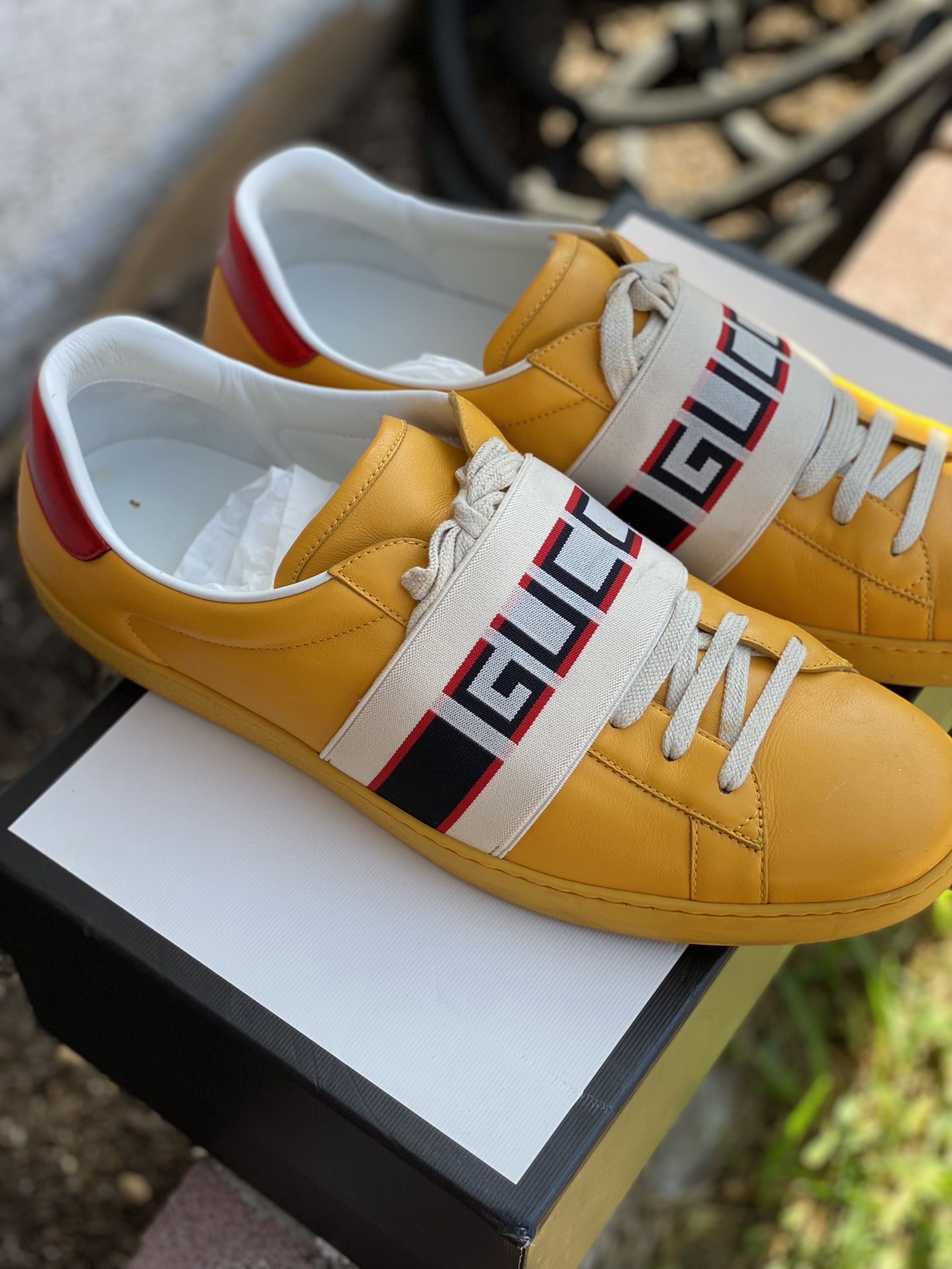 Men’s Gucci Sneakers Great Condition Size 11