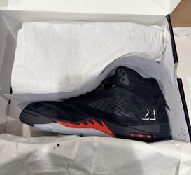 Jordan 5 retro Halloween