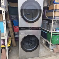 LG THINQ washer/dryer Combo