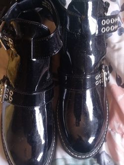 Black Forever 21 Boots Size 8 Brand New