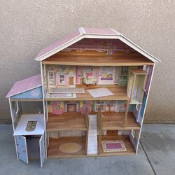 Doll House