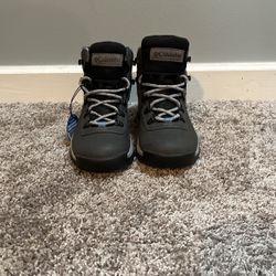 Women’s Newton Ridge Plus Waterproof Hiking Boot