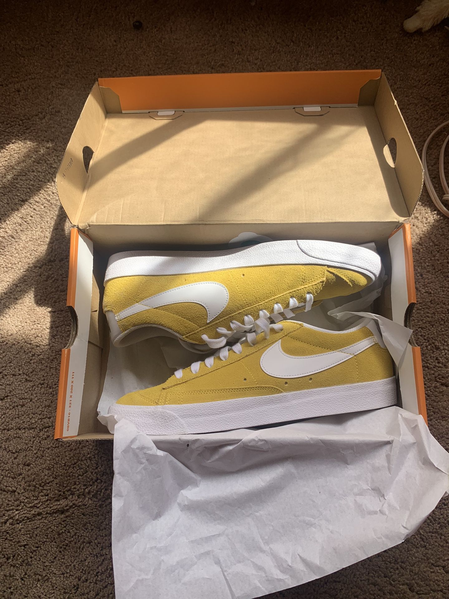 Nike ‘77 Low Blazers Speed Yellow