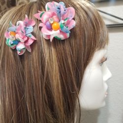 New Small Anthropologie floral Small hair clipsNew Small Anthropologie floral Small hair clips