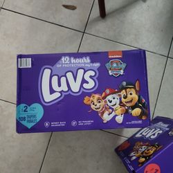Luvs Diapers Size 2 W Wipes