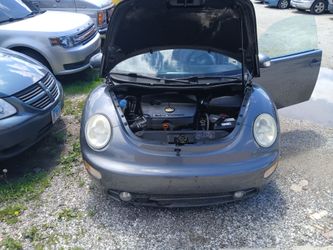 Car runs and drive. 2500
