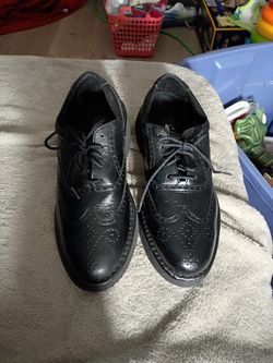 Women's Oxford Style Shoe Size 6 And 1/2 D