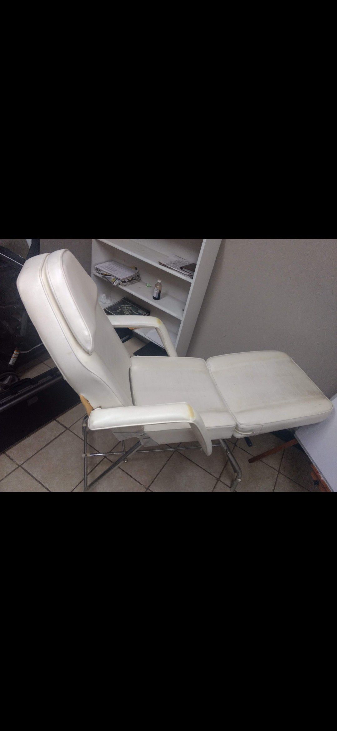 Folding massage table / chair