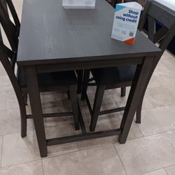 *Memorial Day Now*---Miranda Dining Table Sets W/4 Chairs---Only $399---Limited Inventory!!!---Delivery And Setup Available 