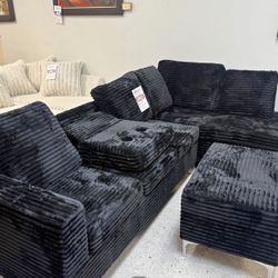 New Sectional With Storage Ottoman And Free Delivery, Pay Cash On Delivery 