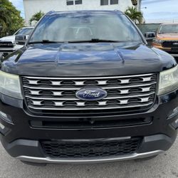 2016 Ford Explorer