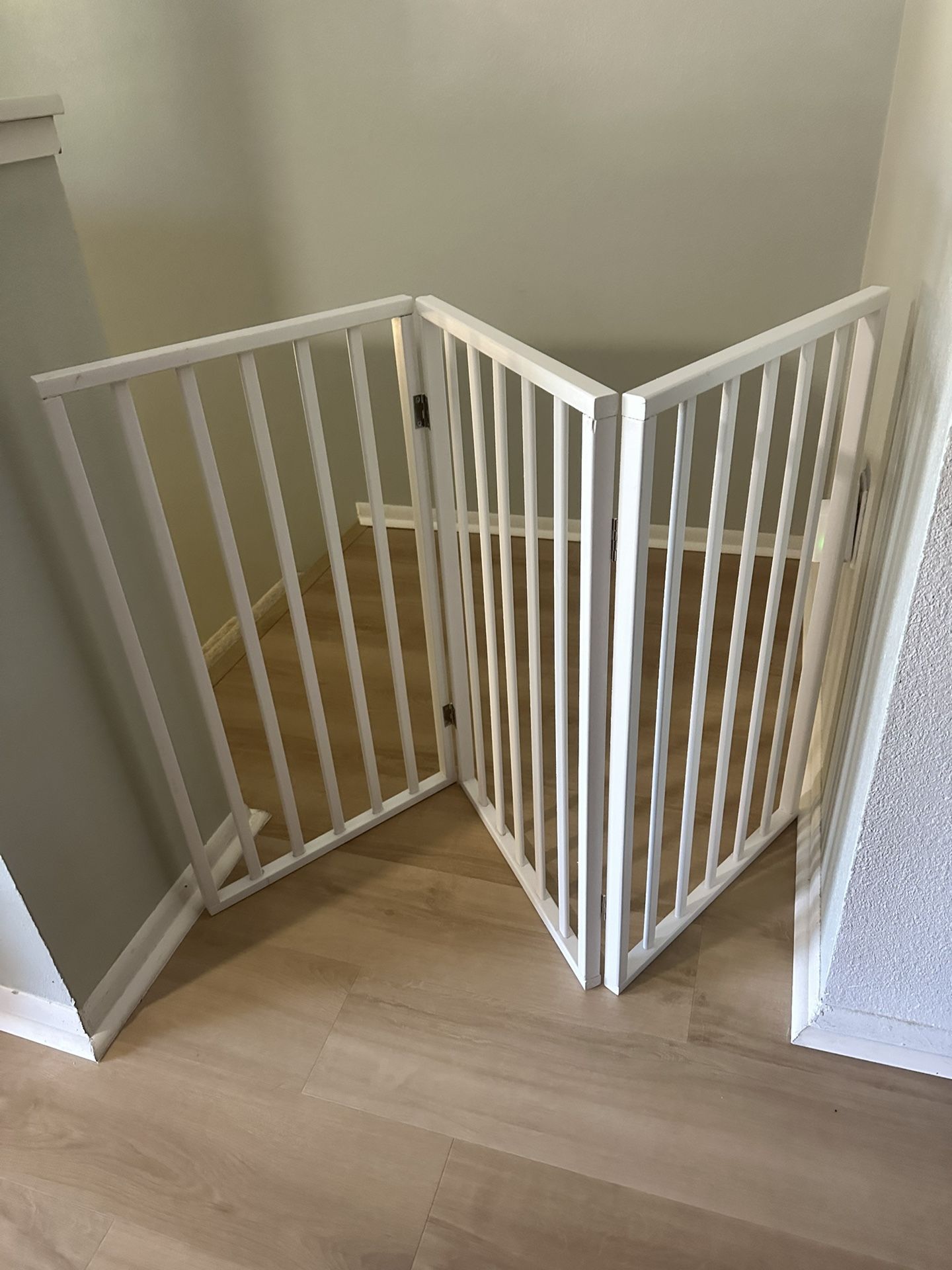 Pet Gate White Wood - 54”w x 32”h (one month old)