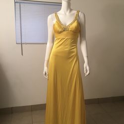 Women’s Prom Dress