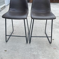 Vegan Leather 2 Counter Stools 