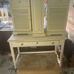 Five Piece Small Bedroom End Tables Set Cream 