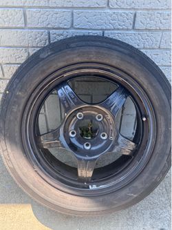 Spare rimmed   tire / c320 Mercedes & jack