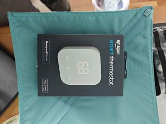 Unopened Smart Thermostat White