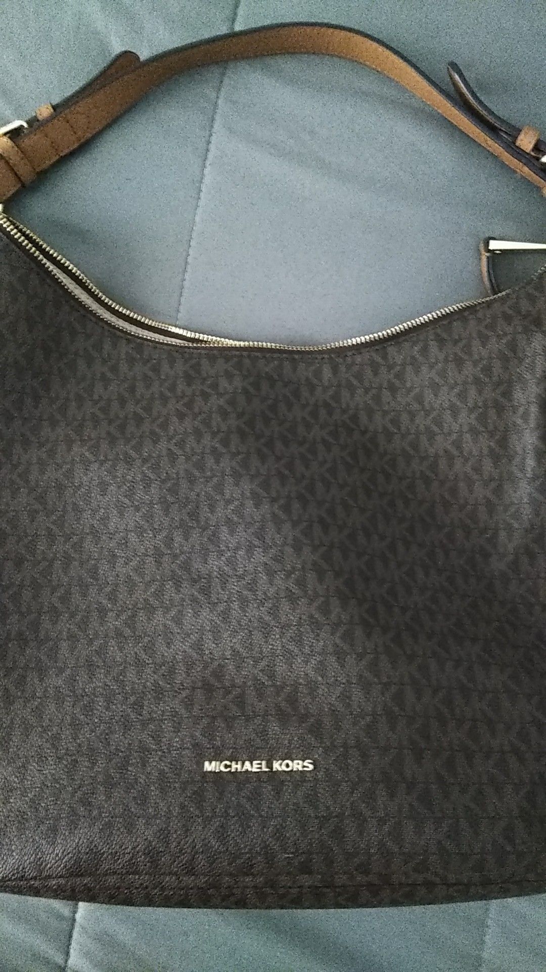 Michael kors shoulder bag