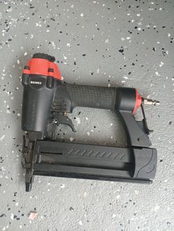 Banks Pneumatic Brad Nailer