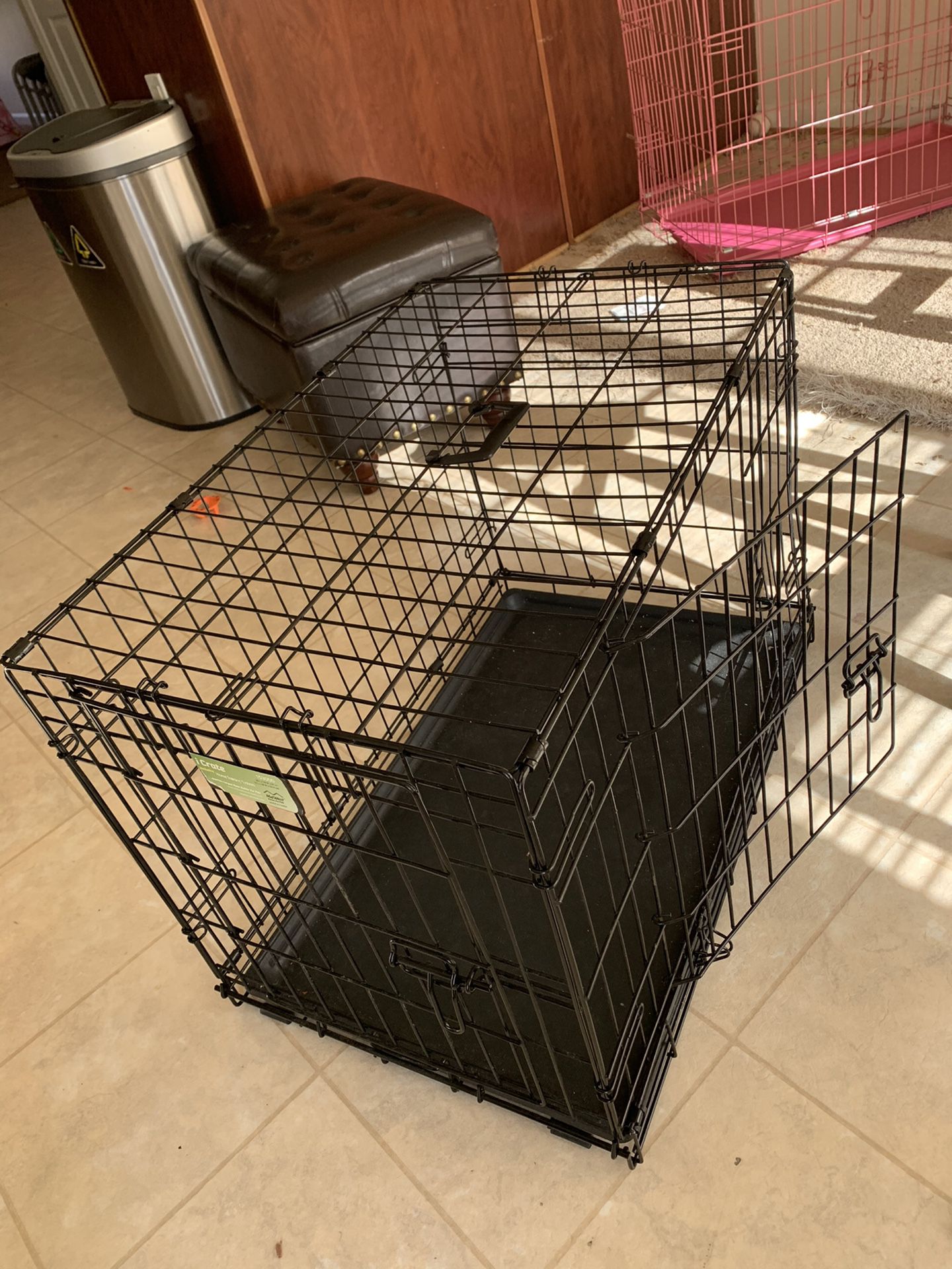 Dog crate (small/med)