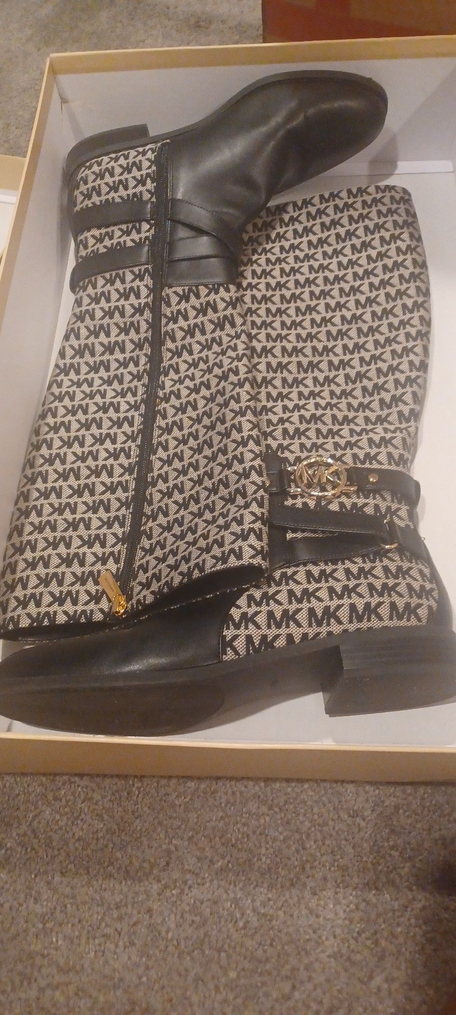 Michael Kor's size 11 boots