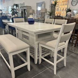 6 Piece COUNTER HEIGHT TABLE - WHITE. 4 Pub Table, and Bench . 