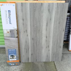 Lifeproof Kacee Canyon Oak Vinyl Plank Flooring
