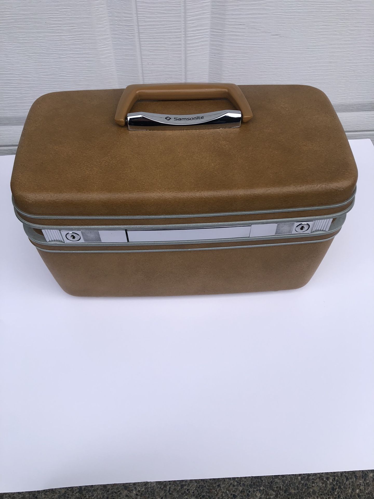 Vintage Makeup Case