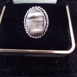 NEW Size 8 Chalcedony Sterling Silver Ring