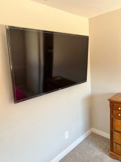 Tv mounts/mounting