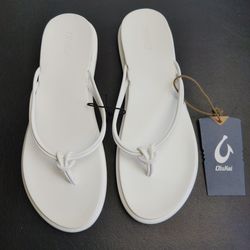 Olukai Aka Women's Flip Flop Sandals White Water Resistant ~ Size 10