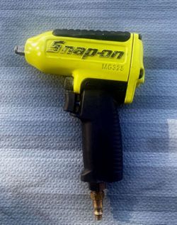 Snap On 3/8" Drive Air Impact Wrench High Viz