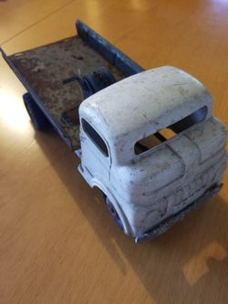 5 Antique Structo Co Toy Trucks from 1940-50