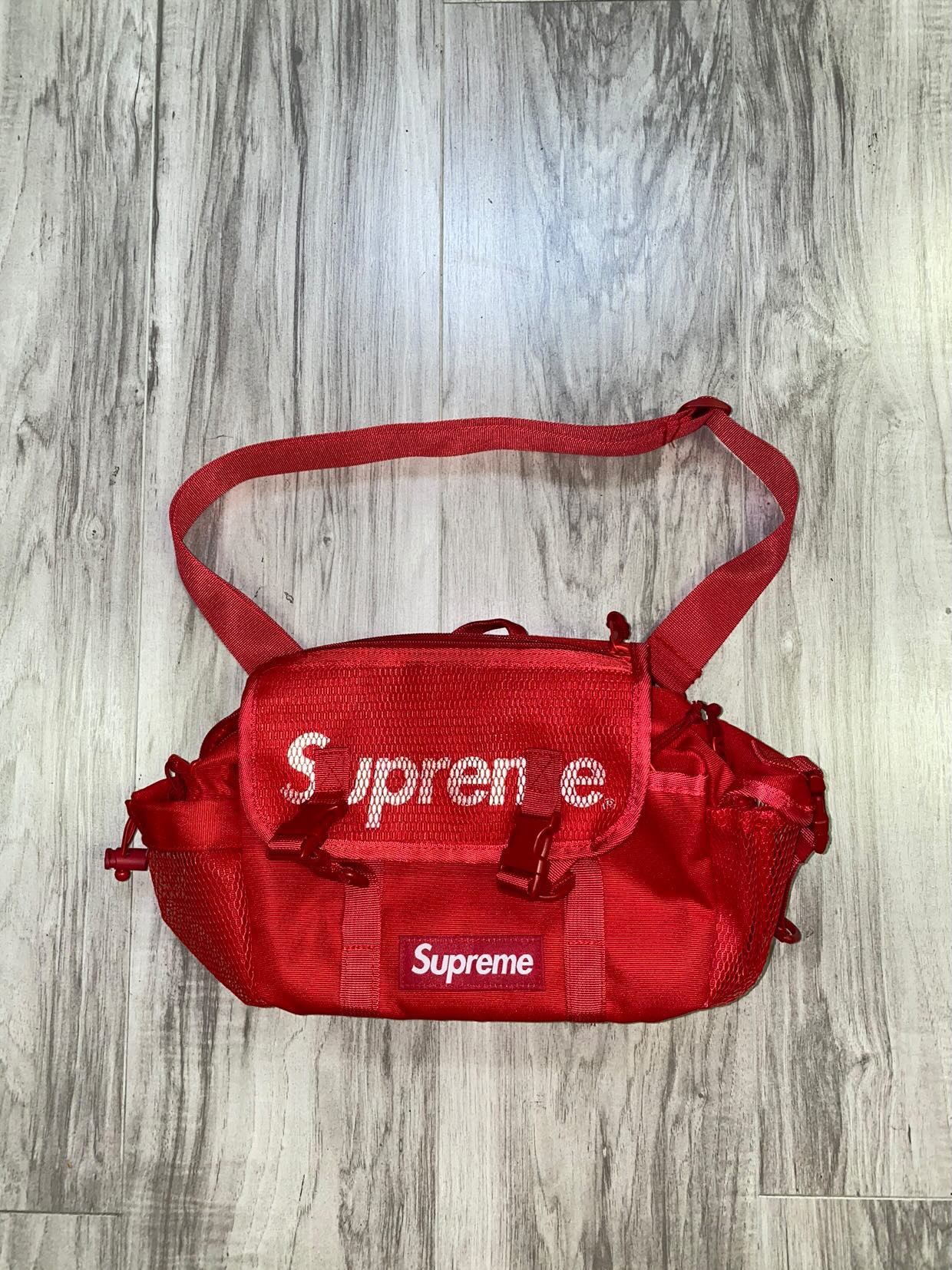 Supreme Fanny Pack 