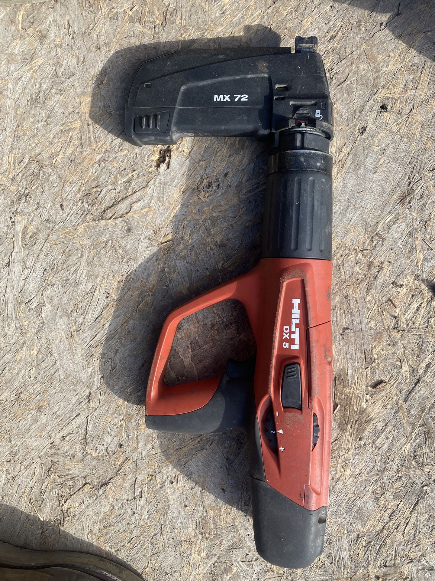 Pistola De Clavos De Concreto