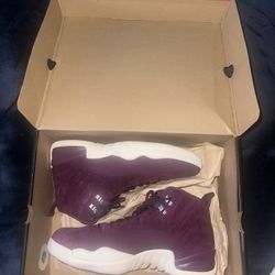 Jordan 12 Bordeaux