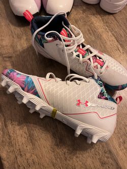 Under Armour Football Cleats 8.5