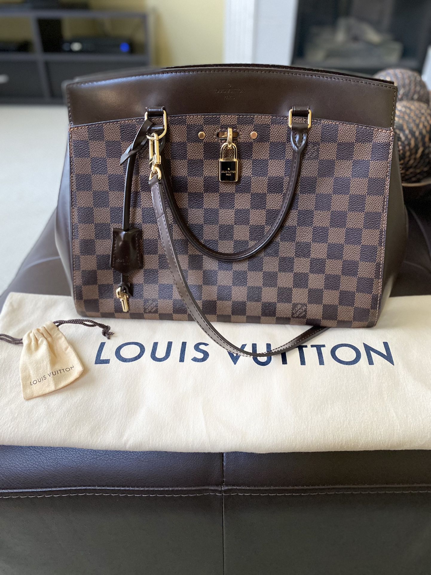 Louis Vuitton Rivoli Handbag Damier Ebene MM