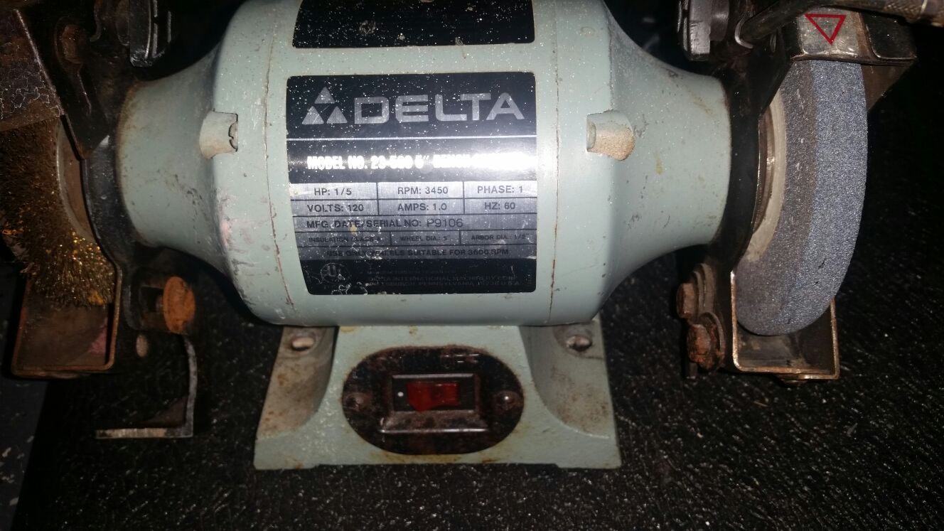 DELTA BENCH GRINDER MODEL No. 23-580 5"