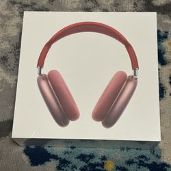 Red Airpods Max 