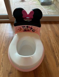 Brand New Minnie Mouse Potty Seat