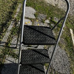 Cosco 3 Ft Step Ladder 