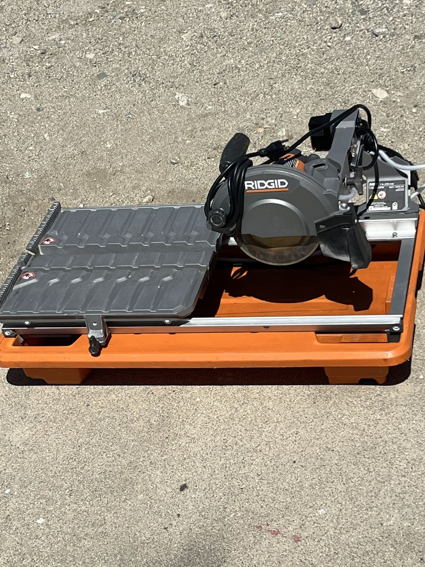RIDGID SAW WET TILE.  7”
